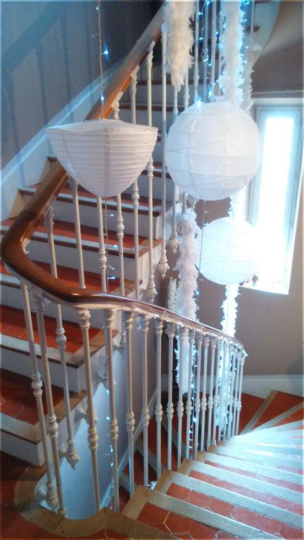 Chambres D'Hotes Maison Auguste 살롱드프로방스 외부 사진